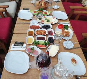 Bahcelievler Yenibosna Kadak Garden Hotel De Kahvalti Keyfi Firsat Me